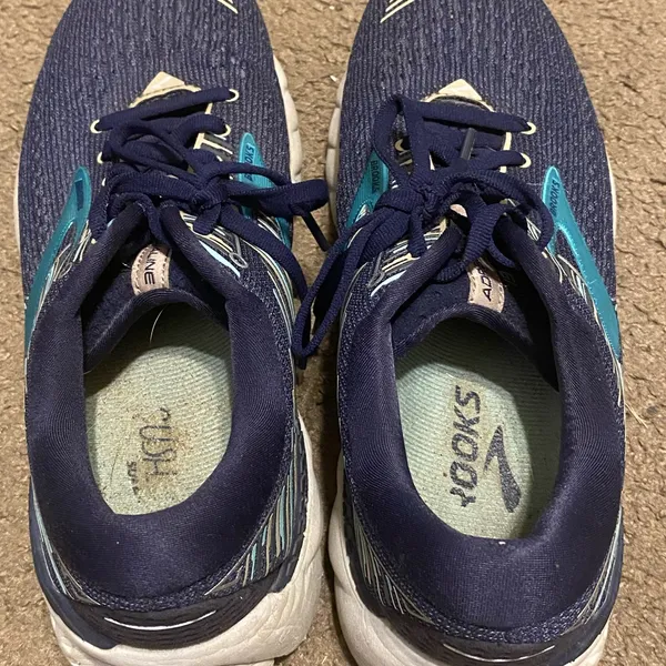 Womens Brooks Adrenaline GTS 19 Blue‎ Gray White Size 8 1202841B450 - Image 3