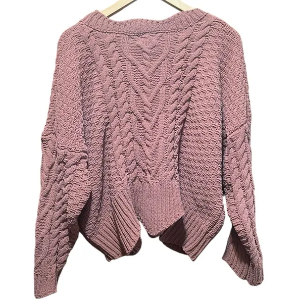 POL Rose Cable Knit‎ Chunky Shark Bite Hem Boxy Sweater Size Medium - Image 7