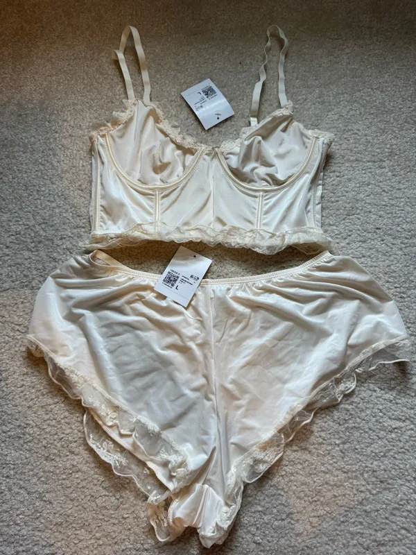 Forever 21 NWT Lace-Trim Lingerie Set - Image 3