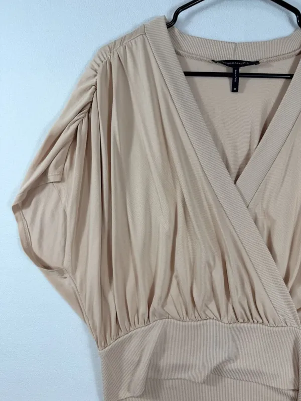 BCBGMAXAZRIA Women’s M Beige Surplice‎ Dolman Sleeve Banded Hem Blouse - Image 11