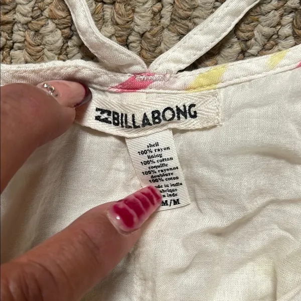 Billabong Asymmetrical Dress in Cream and Pink - Image 4
