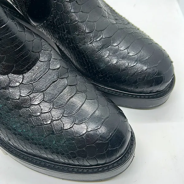 Jeffrey Campbell Black Faux Snakeskin Chelsea Leather Boots Shoes **Size 7** - Image 4