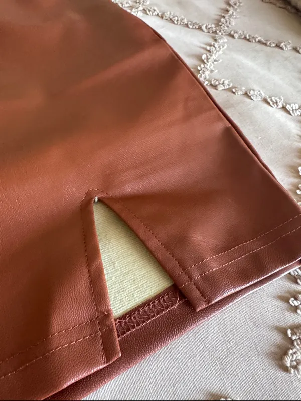 Lulus Corte Brown Vegan Leather Mini Skirt - Size M - Image 3