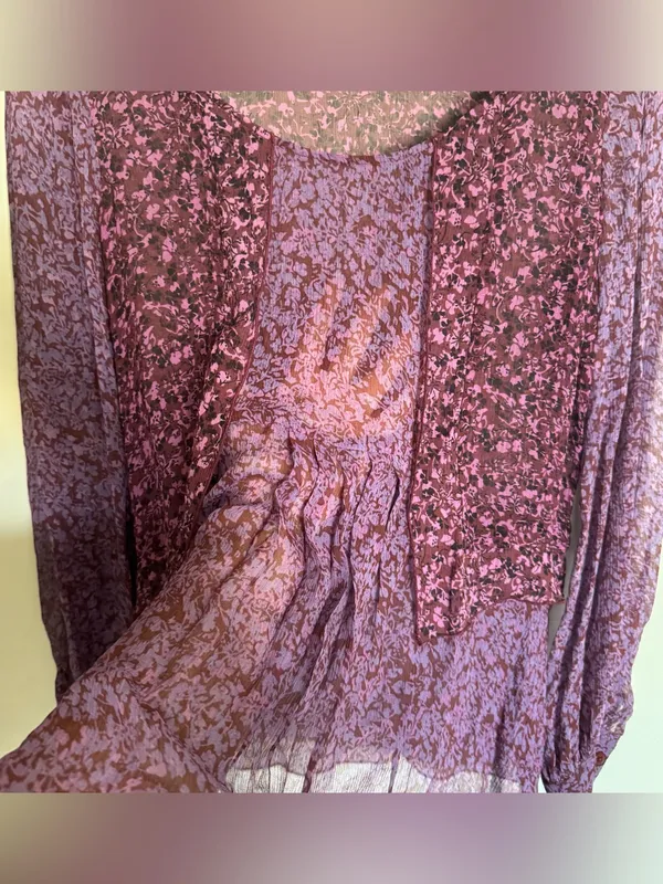 Cabi Silk Sonnet Blouse Purple Mangenta Long Sleeve Sheer Floral Boho Size S - Image 5