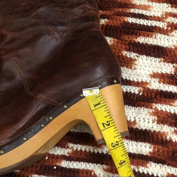 UGG Y2K Brown Lynnae Leather Shearling Fold Over Boot Wood Heel Bratz Whimsi 2000s #Fairy #Cottagecore Sz 10 - Image 5