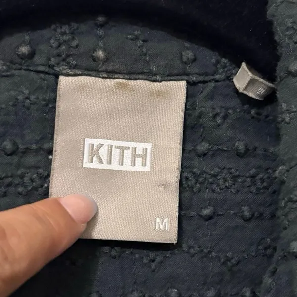KITH 100% Cotton Dark Green Black Textured Button Up Shirt Size Medium - Image 3