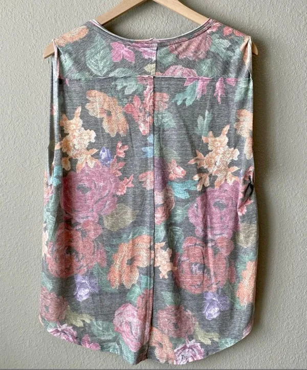 Gardenia Tee - Image 4