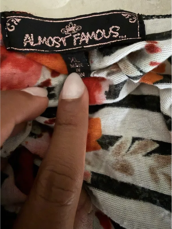 Y2K Almost Famous Layered Rose Print Lace Trim Cami Top XL - Image 2