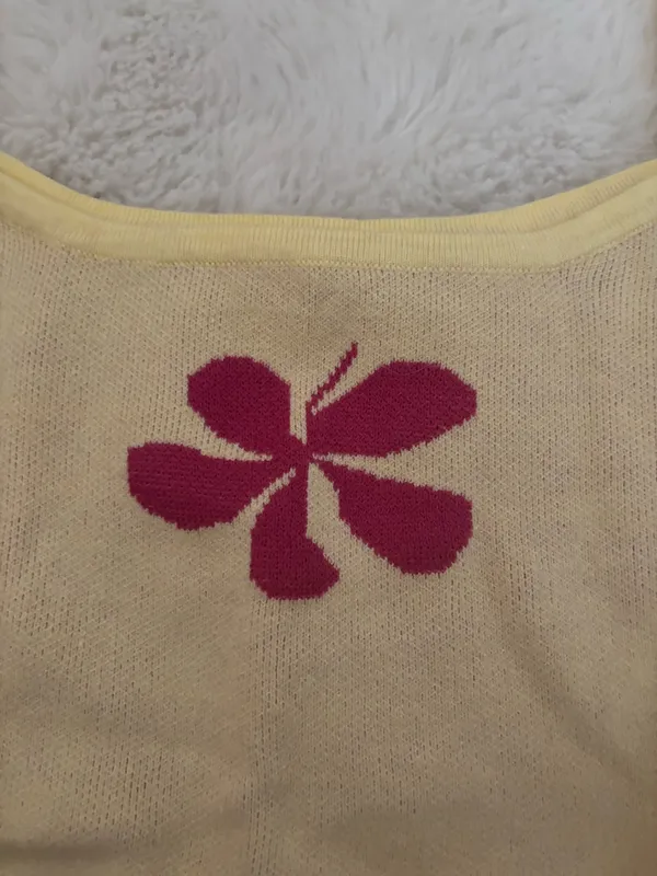 amazon yellow flower knit tank top  - Image 2