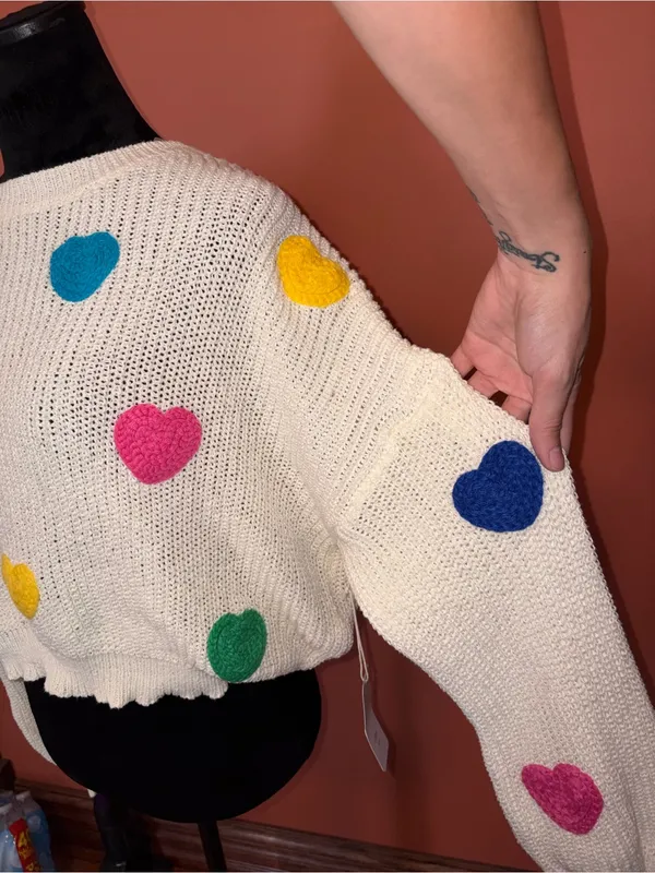 Women's Cream Heart-Appliqué Knit Sweater - Image 3