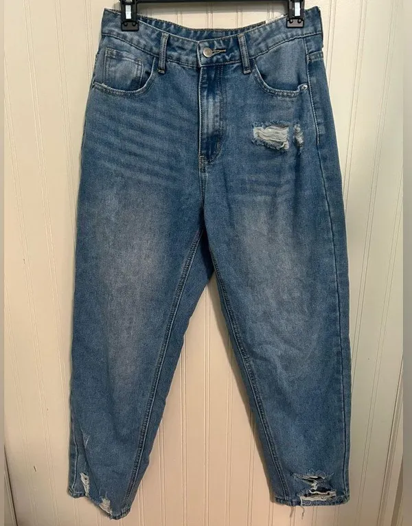 SheIn Women’s Mom Fit Jeans Size 30 - Image 2