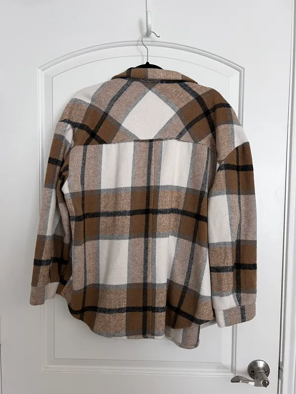 Boutique Plaid Button-Up Jacket - Image 4