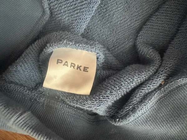 PARKE Mockneck Sweatshirt - Image 3