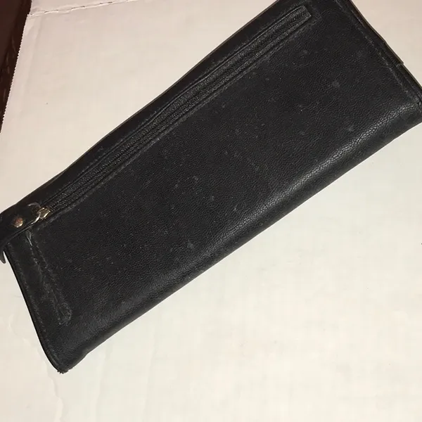 Wallet will relist - Image 4
