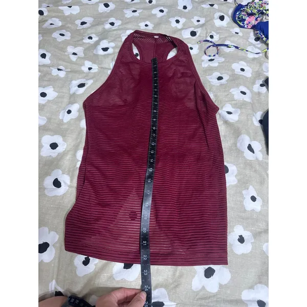 Lululemon red lightweight tank top - Image 3