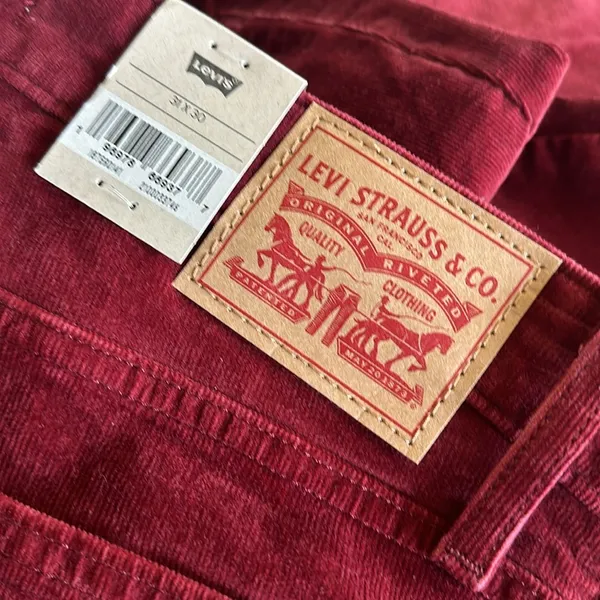 NWT LEVI'S 725 High Rise Bootcut Corduroy Jeans Color: Syrah - Red - Image 8