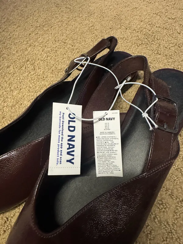Old Navy Flats Women’s - Image 4