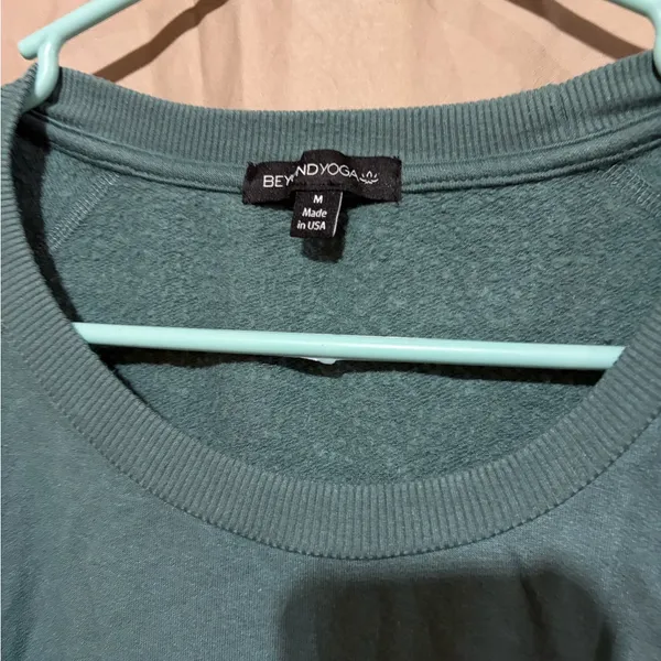 Beyond yoga long sleeve - Image 2