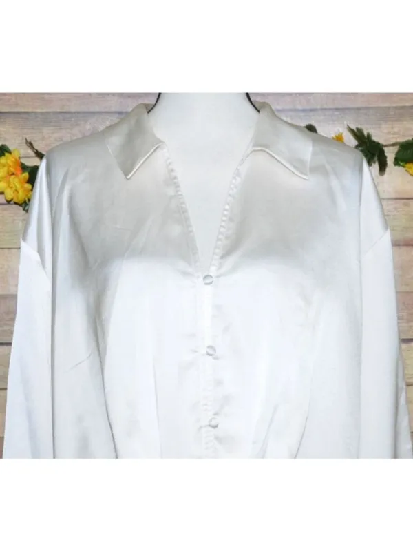 Sanctuary Ivory Button Front Collared Silky Blouse Top Size L V-Neck Career - Image 2