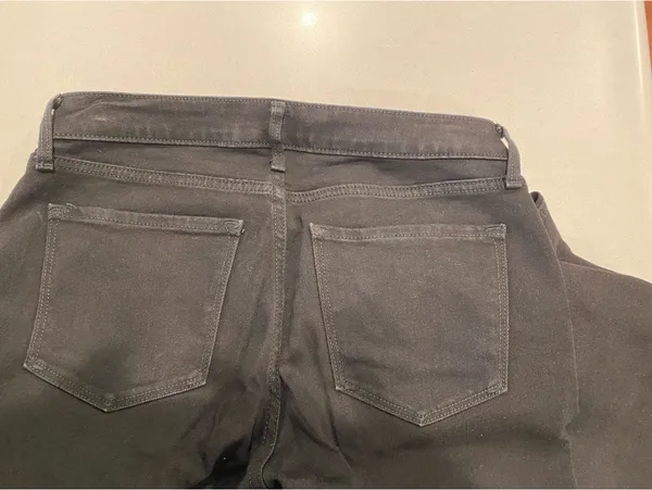 Old Navy Bootcut Jeans Black size 8 Midrise - Image 4