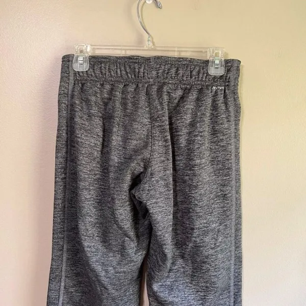 ‎Adidas small grey sweat pants - Image 5