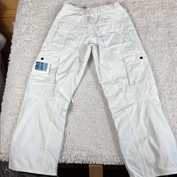 Burton Women's Dryride Stow Cargo Snow Pant XS White Rock Salt New With Tags - Image 12