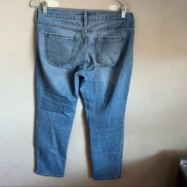 Old‎ Navy Boyfriend Glacier Cropped Denim Jeans - Image 7