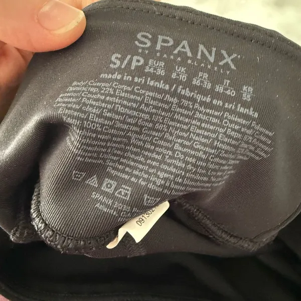 Spanx Women’s Small Black Skort Athletic Athleisure - Image 4