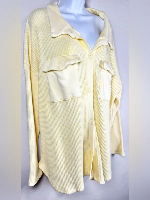 BUCKETLIST Pale Yellow Oversized Button - Image 4