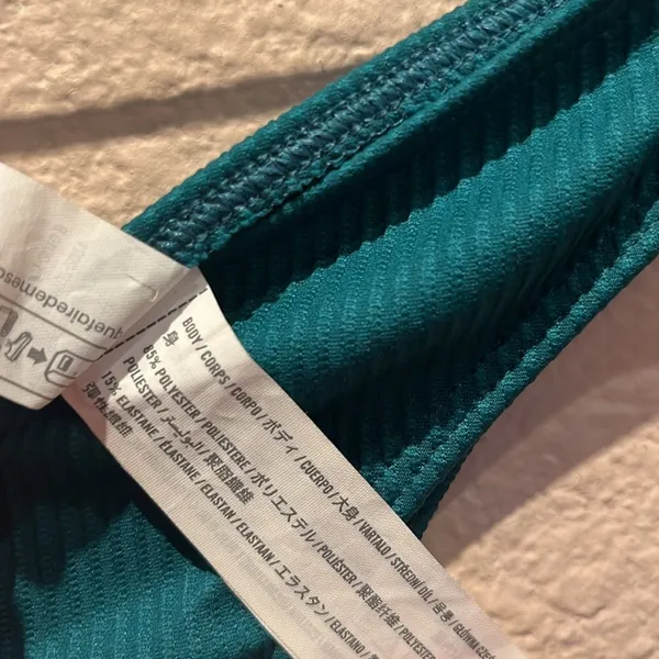 Hollister Women’s Bikini Bottoms Swimsuit Green Ribbed Thong Size Small - Image 7