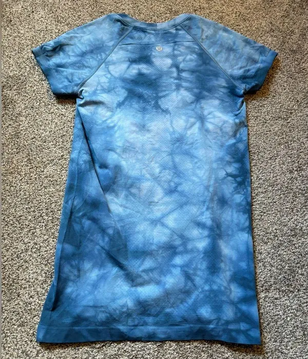 Lululemon Swiftly Tech Tee - Image 3