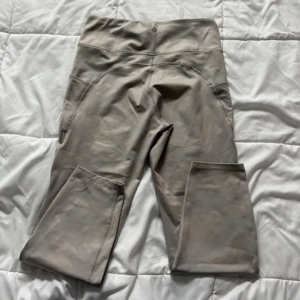 Womens Gray Camo Leggings‎ Athleisure Activewear Yoga Workout Gym Pockets - Image 7