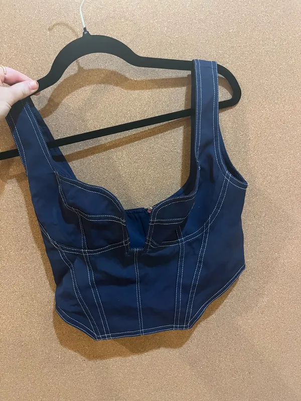 White Fox Boutique navy blue corset top with white stitching, size S #whitefox #corset - Image 2