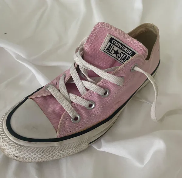 Pink converse - Image 3