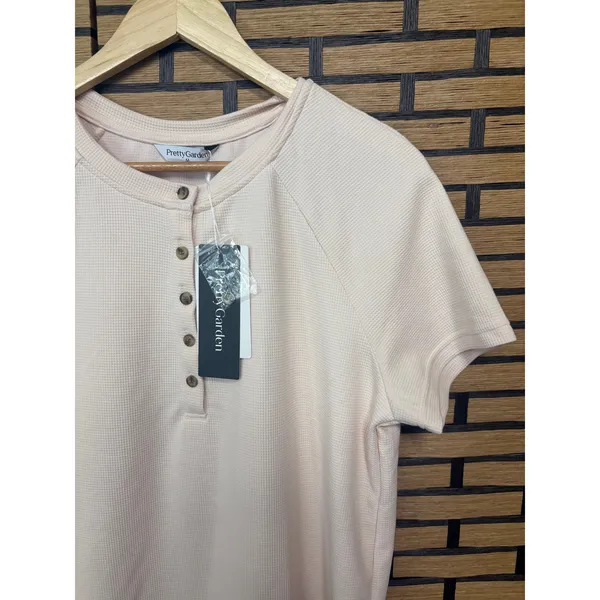 PrettyGarden‎ Cream Waffle Knit Button Front Top Size Medium - Image 4