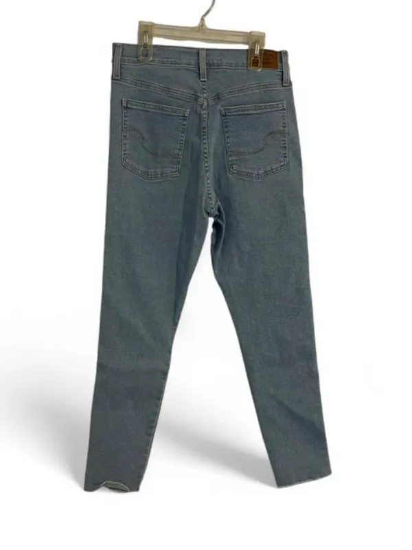 Levi's Signature Heritage High Rise Skinny Women's 6 Waist 28" Light Jeans - Image 3