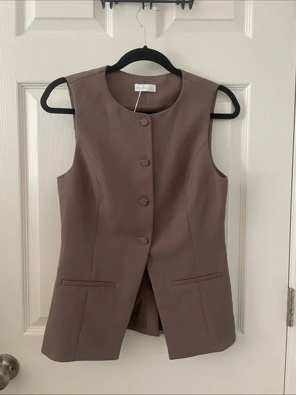 KOOKAI Ariel Crew Vest in Nestle Size 6 New With New With Tags Tic Tok Favorite - Image 3