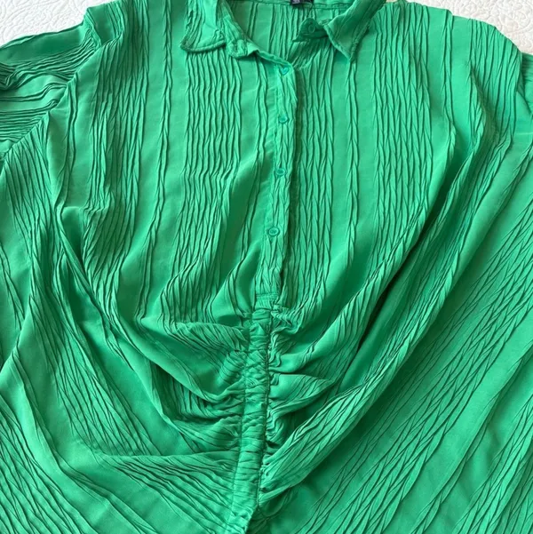 Pretty Little Thing Textured Gathered Detail Long Sleeve Shirt Dress - Image 3