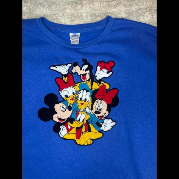Vintage Disney blue crocheted sweatshirt Size Large - Image 4