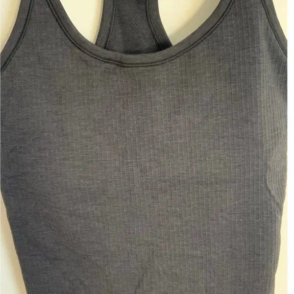 Lululemon Ebb to Street Tank Top Light Support, B/C Cup size 8 - Image 6