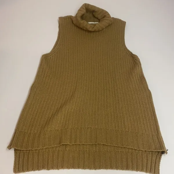 J.O.A. Side Slit Khaki Turtleneck Zipper Sweater C31‎ - Image 4