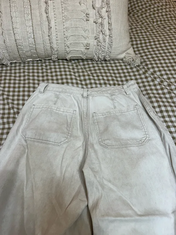 Universal Threads Jeans - Image 6