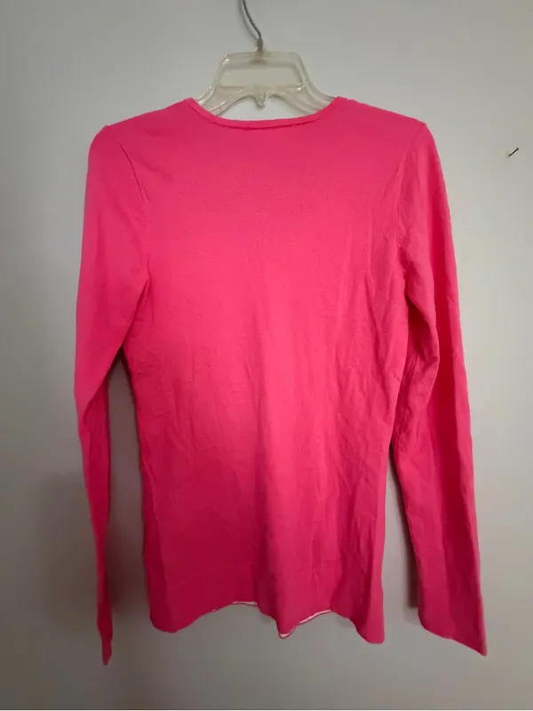 Lilly Pulitzer V-Neck Sweater in Hot Pink- Medium - Image 8