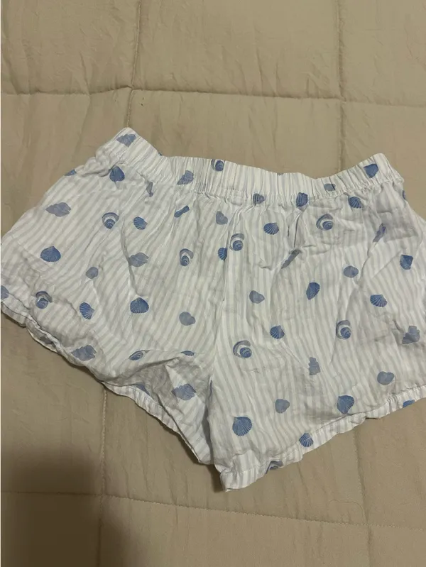 Hollister Seashell Boxer Shorts - Image 5