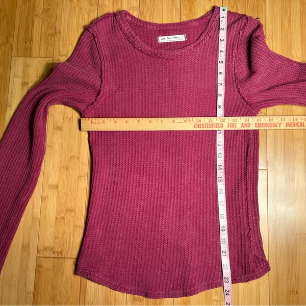 FREE PEOPLE We The Free Womens Roll With It Ribbed Distressed Thermal Shirt|Sz:S - Image 7