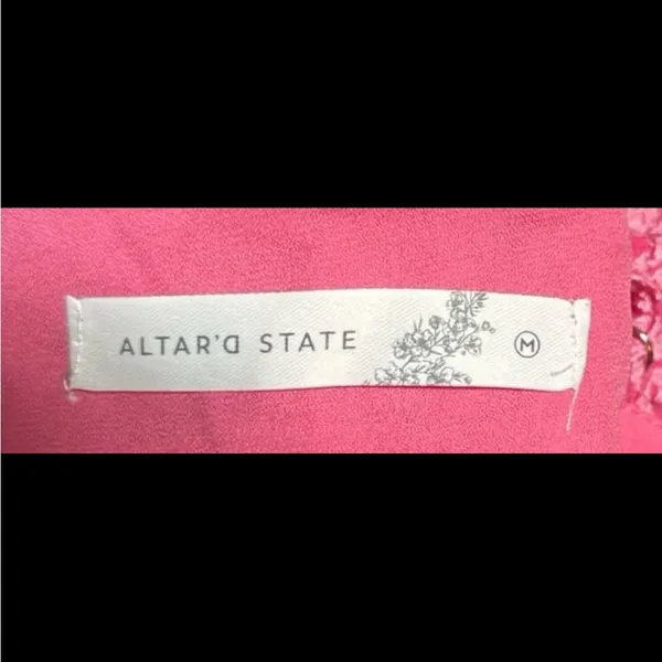 Altar’d State crop top. Size medium - Image 5