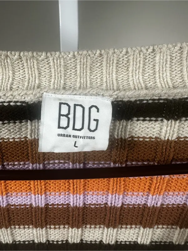 P193. BDG Striped V-Neck Cropped Sweater in Cream, Brown & Orange - Image 2