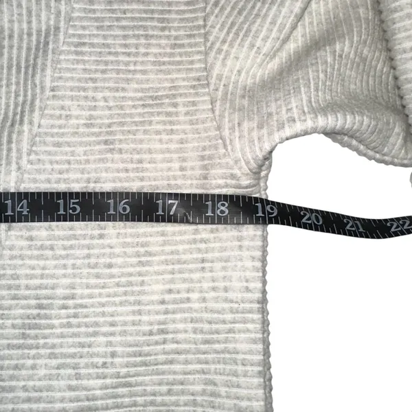 Varley Arleta Crew Neck Long Sleeve Pullover Sweater XS in Ivory Cloud - Image 7