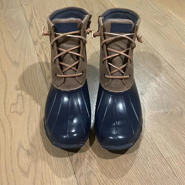 🍁 NEW Sperry Navy & Brown Water Resistant Leather Saltwater Duck Boot Size 10 - Image 3