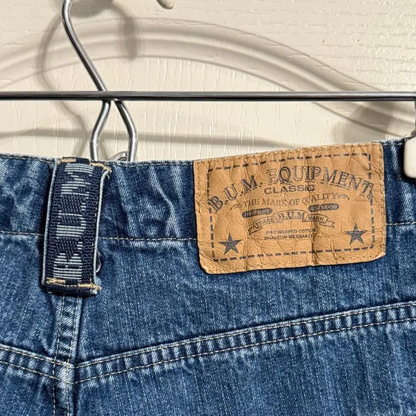 Vintage 90s B.U.M. Equipment Denim‎ Mini Cargo Shorts Jorts Y2K Indie Sleaze - Image 4